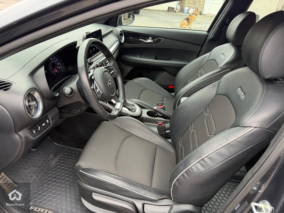 KIA FORTE GT-LINE  - image 5