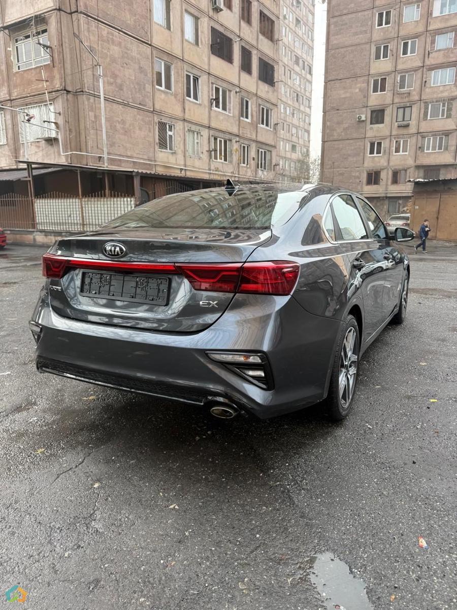 KIA FORTE EX - image 4