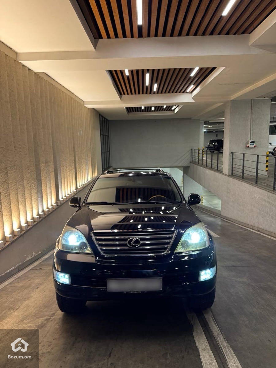 Lexus - image 2