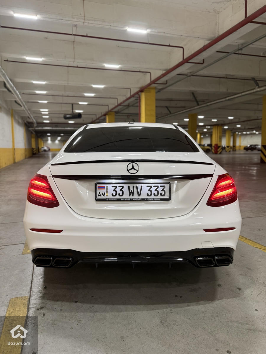 Mercedes-Benz E350 - image 7