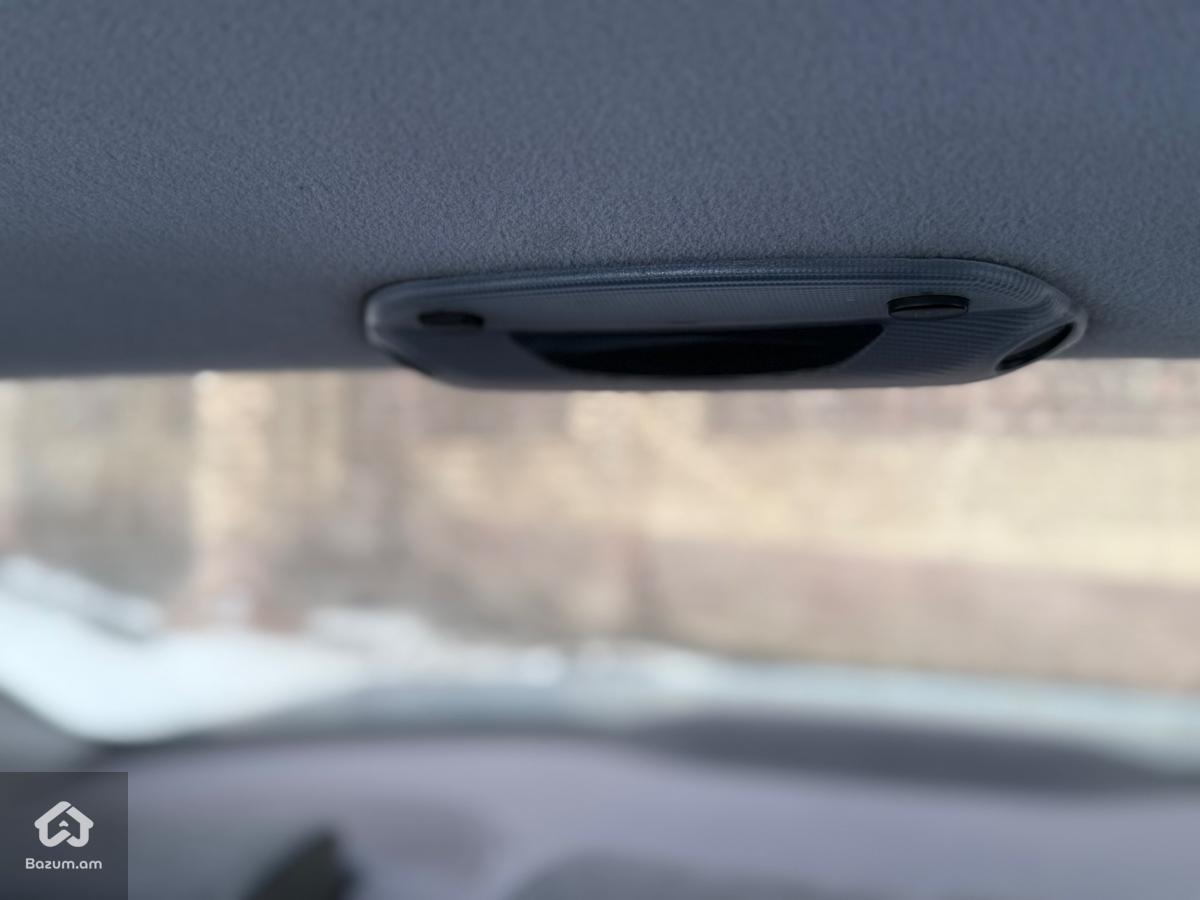 E class 240 - image 21