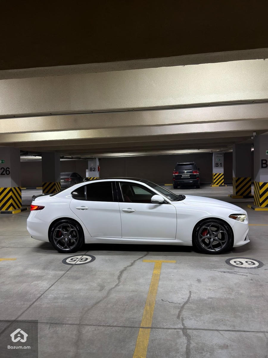 Alfa Romeo Giulia - image 7