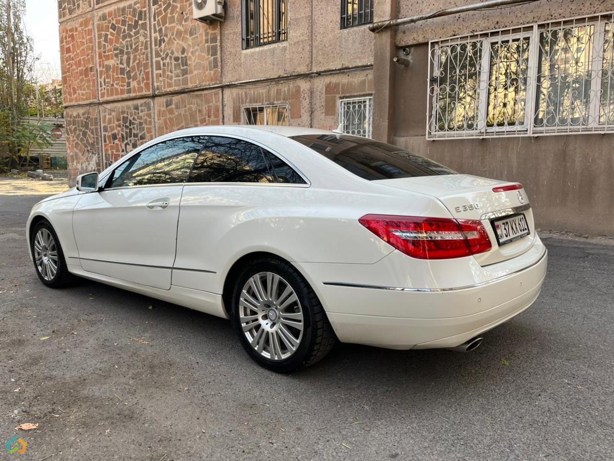 Mercedes Benz E350 - image 3