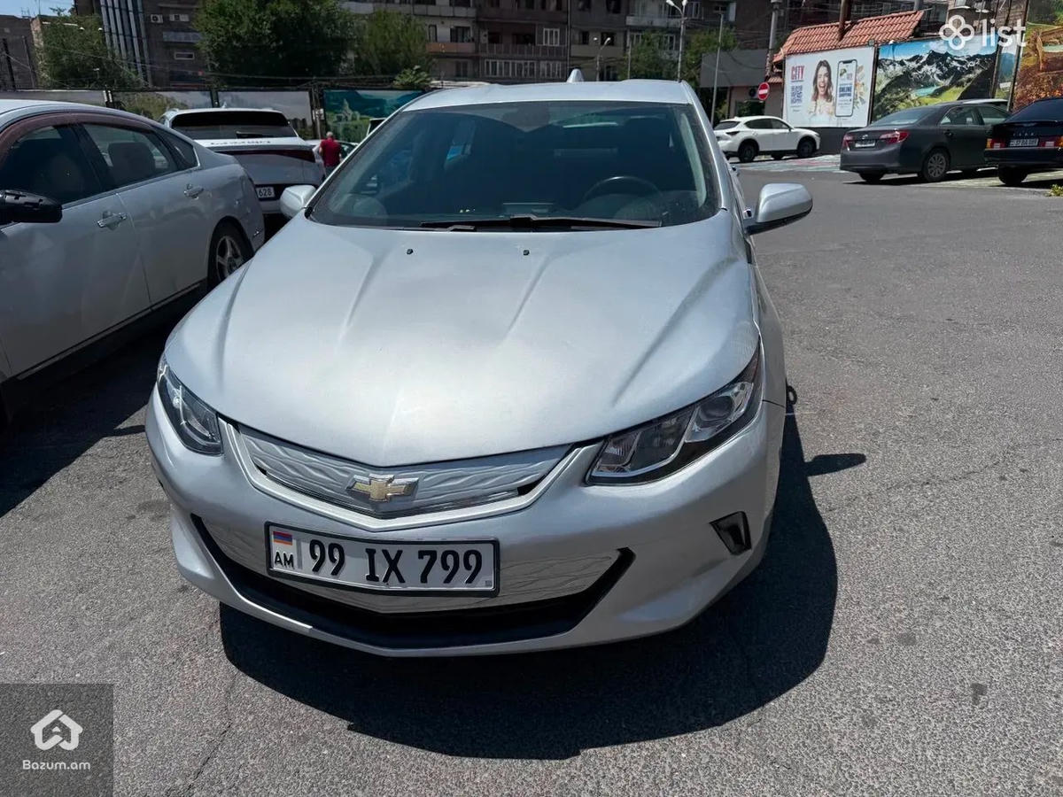 Chevrolet Volt 2 - image 8