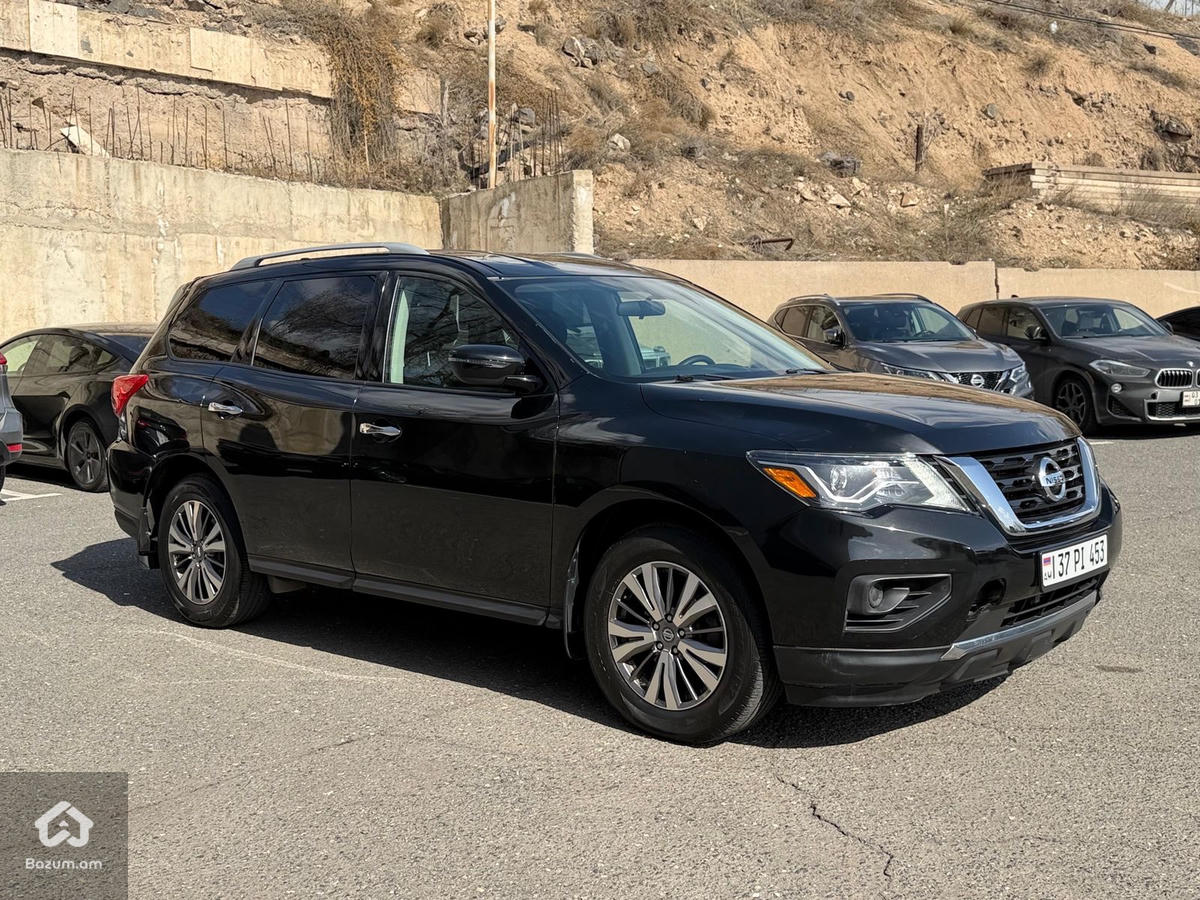 Nissan Pathfinder  - image 3
