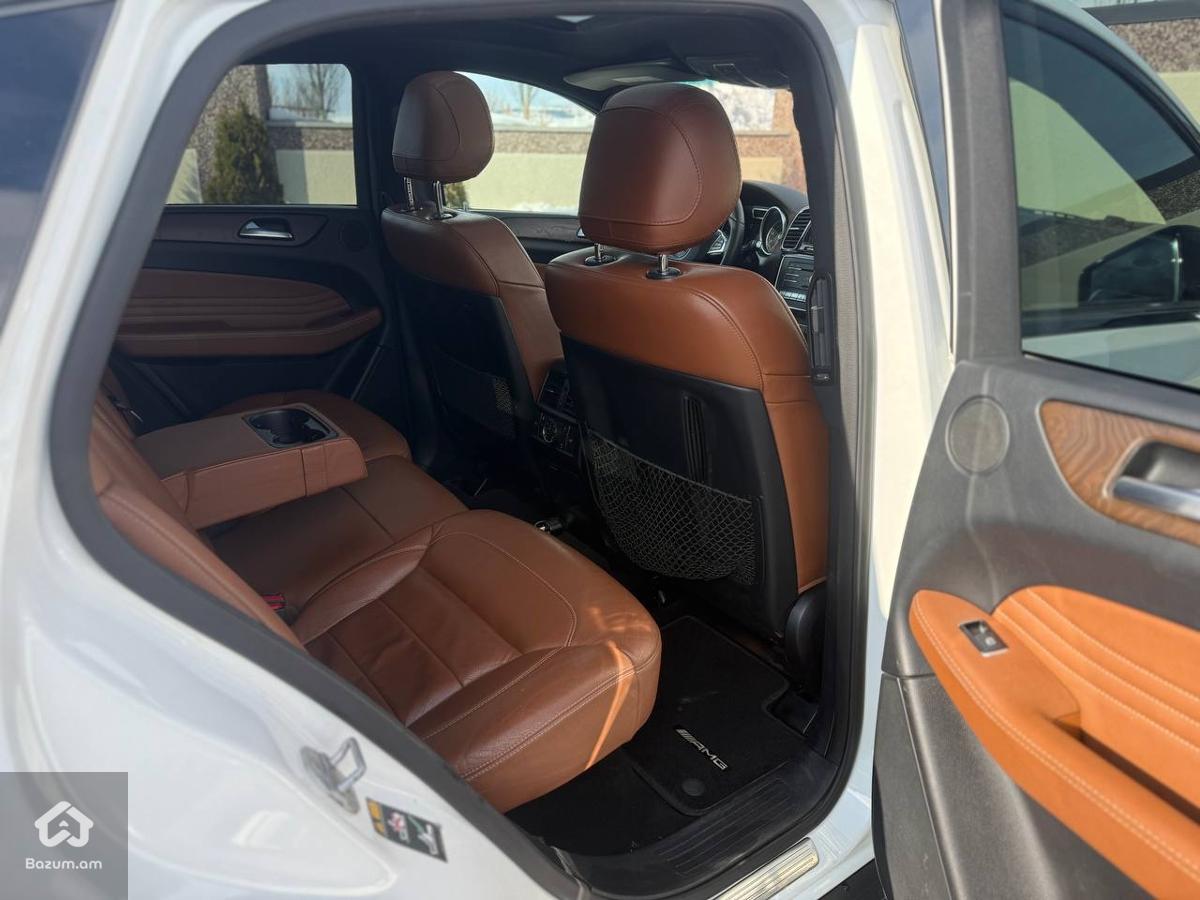 Mercedes-Benz GLE 450 coupe - image 7