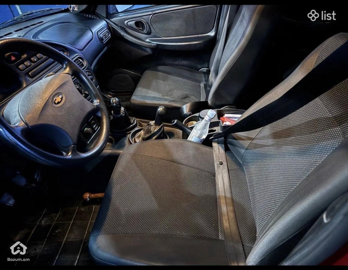 Chevrolet Niva  - image 2