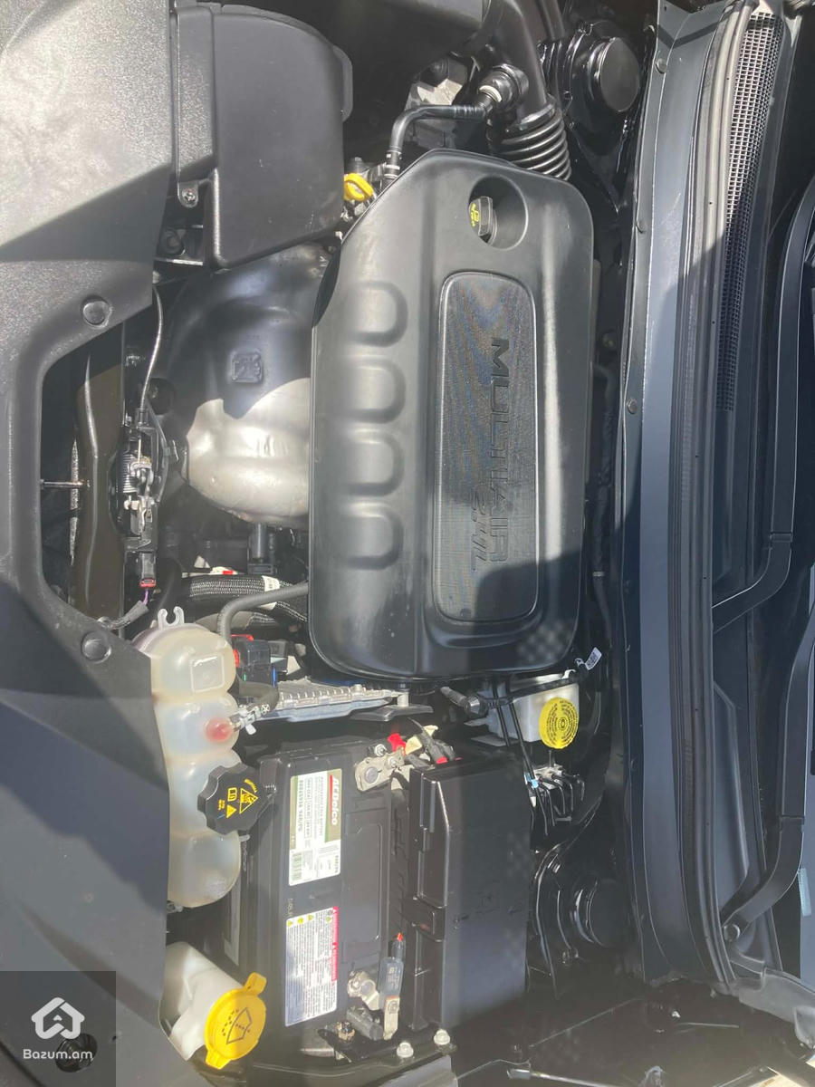 2023 Jeep Cherokee, Altitude Lux 4x4 - image 19