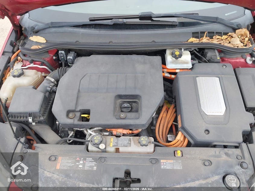 Chevrolet Volt 1 - image 8