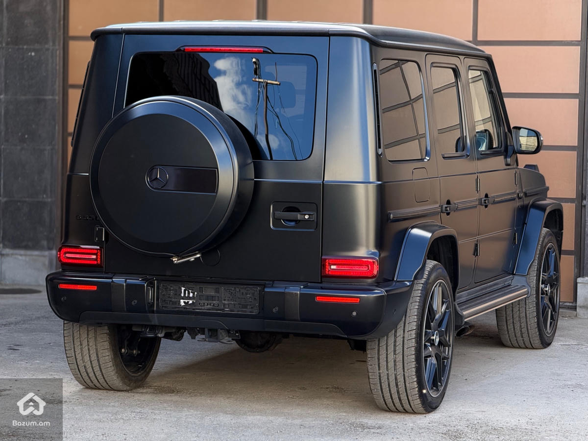 Mercedes-Benz G550 - image 3