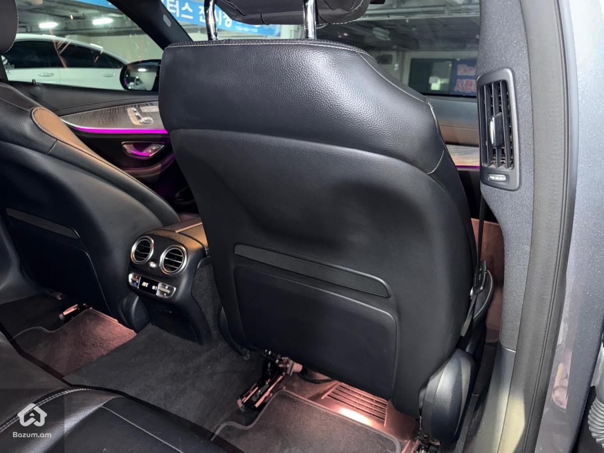 Mercedes Benz E350 AMG Line W213 - image 15