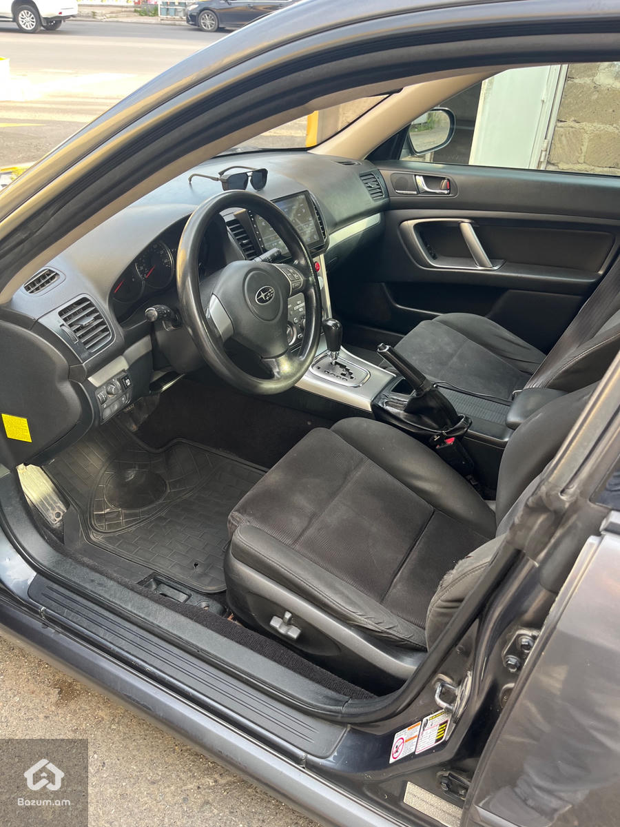 Subaru Legacy - image 6