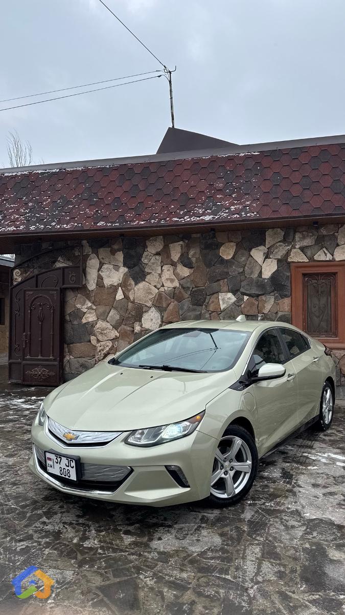 Chevrolet Volt 2 - image 2