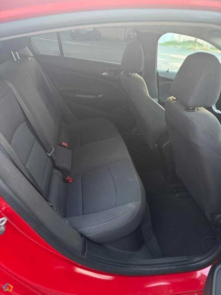 Chevrolet Cruze - image 7