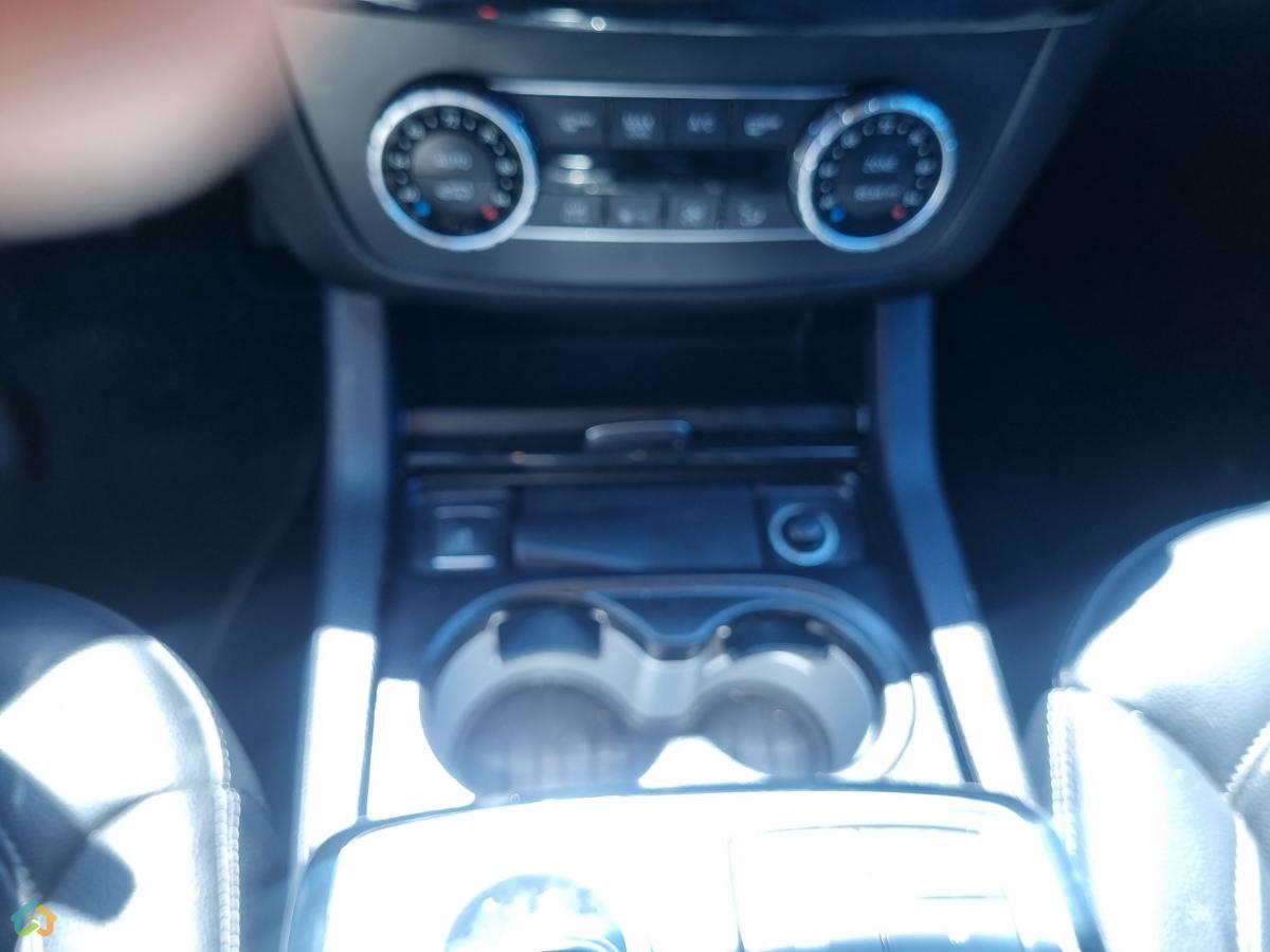 Mersedes-Benz - image 6