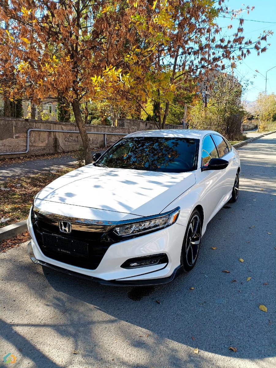 Honda accord  - image 6