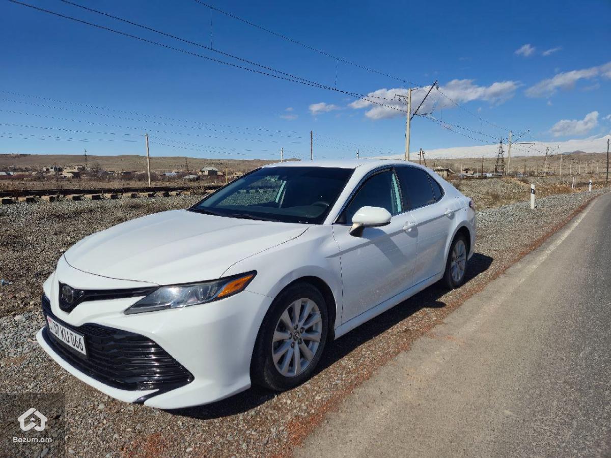 Toyota Camry 2020 - image 3