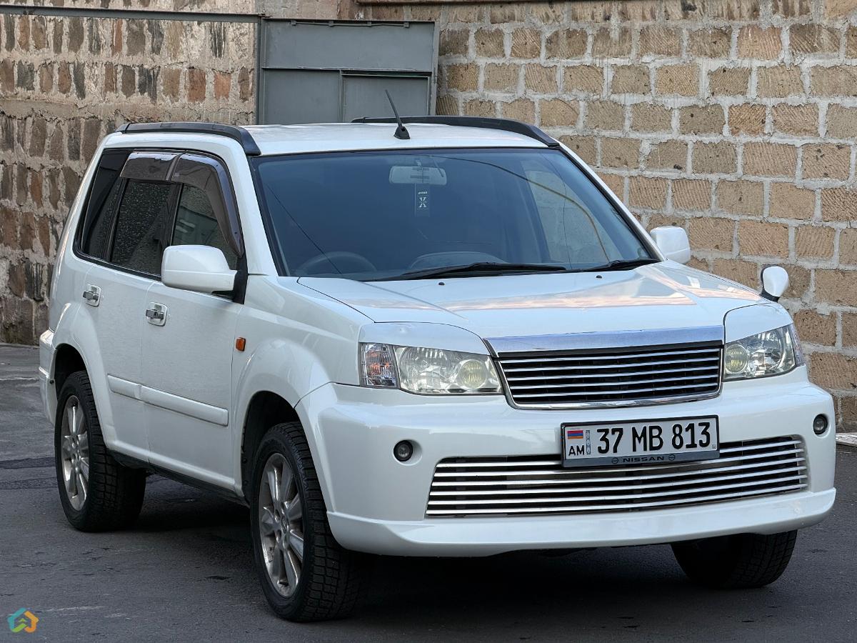 Nissan X-trail - image 1