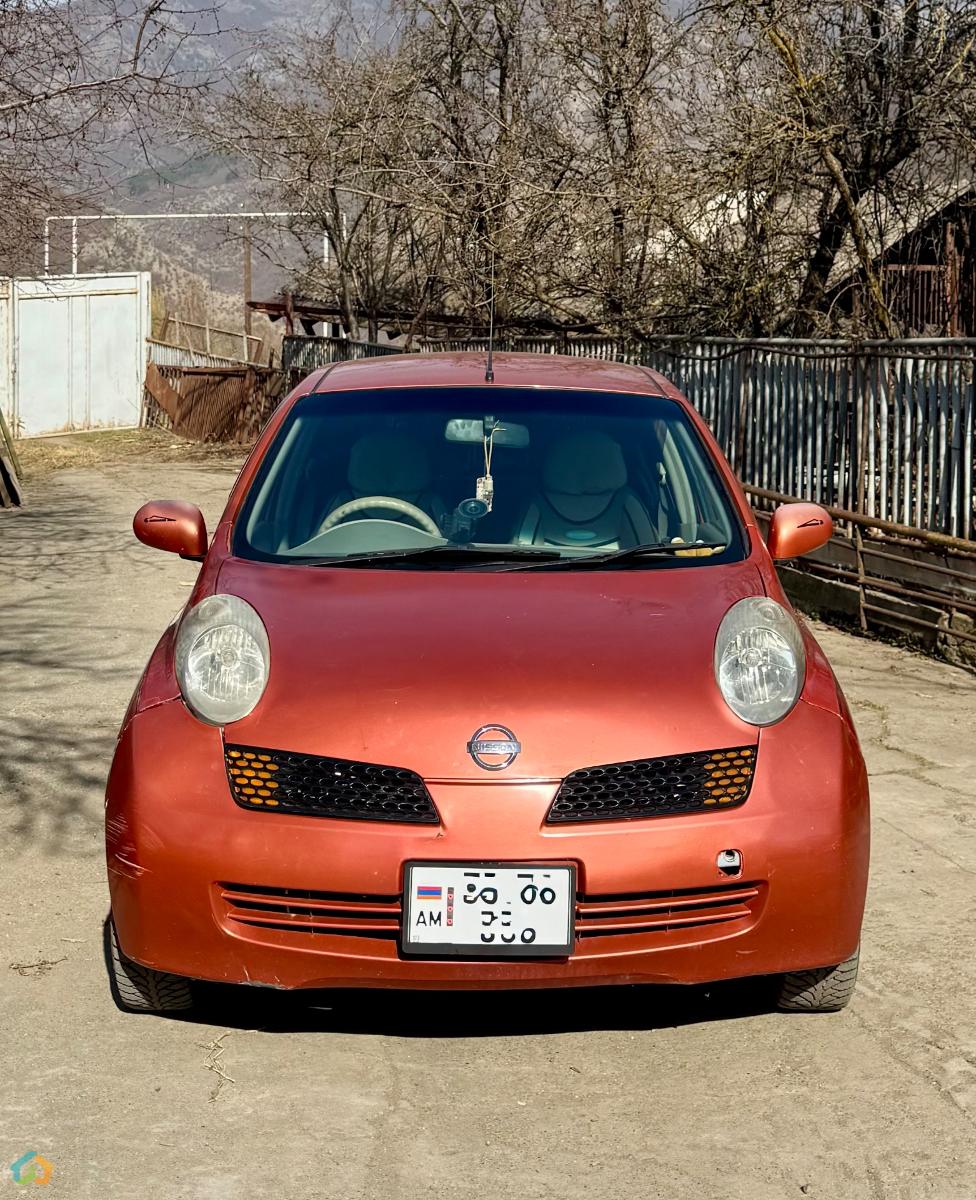 Nissan March - image 2