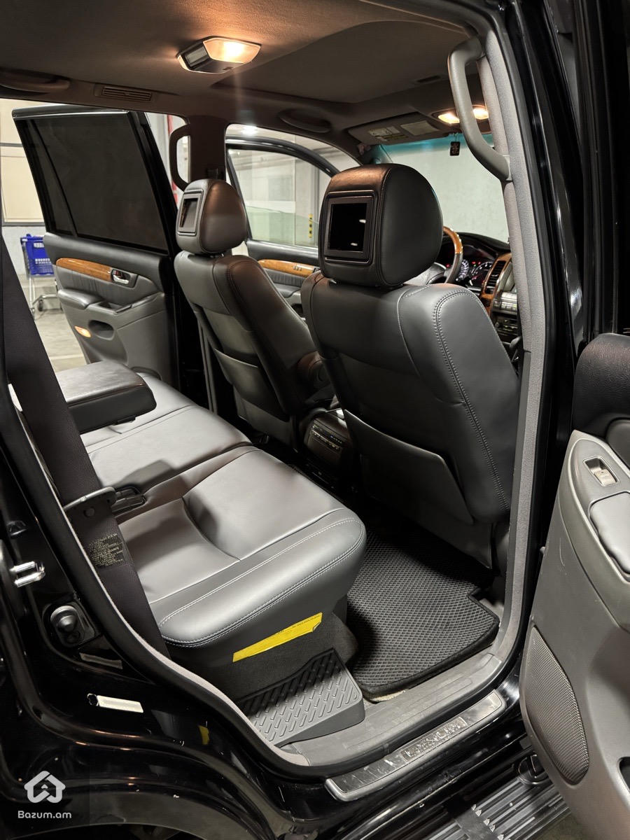 Lexus - image 17