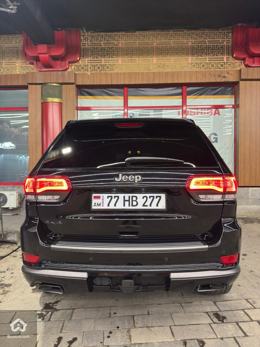 Jeep Grand Cherokee High Altitude - image 14
