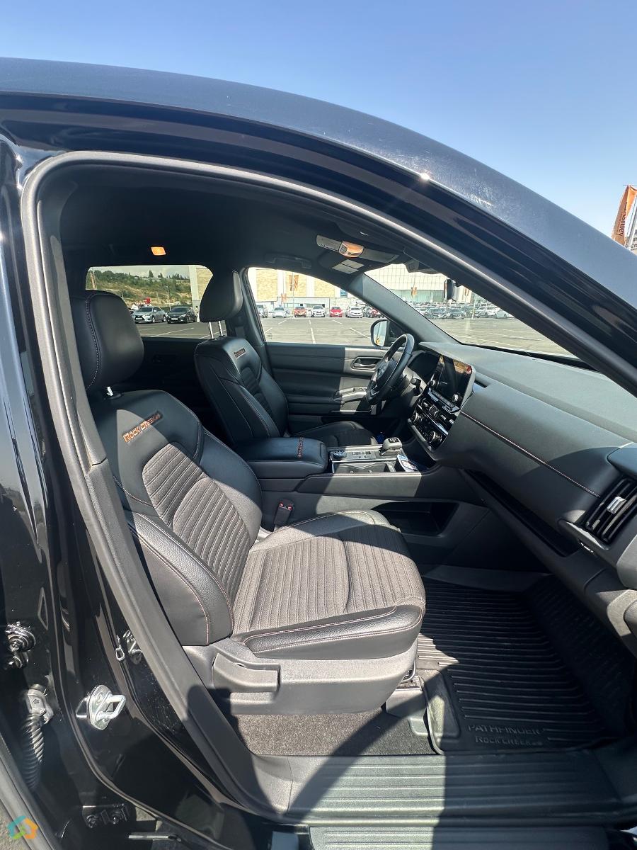 Nissan Pathfinder ROCK CREEK 4WD - image 9