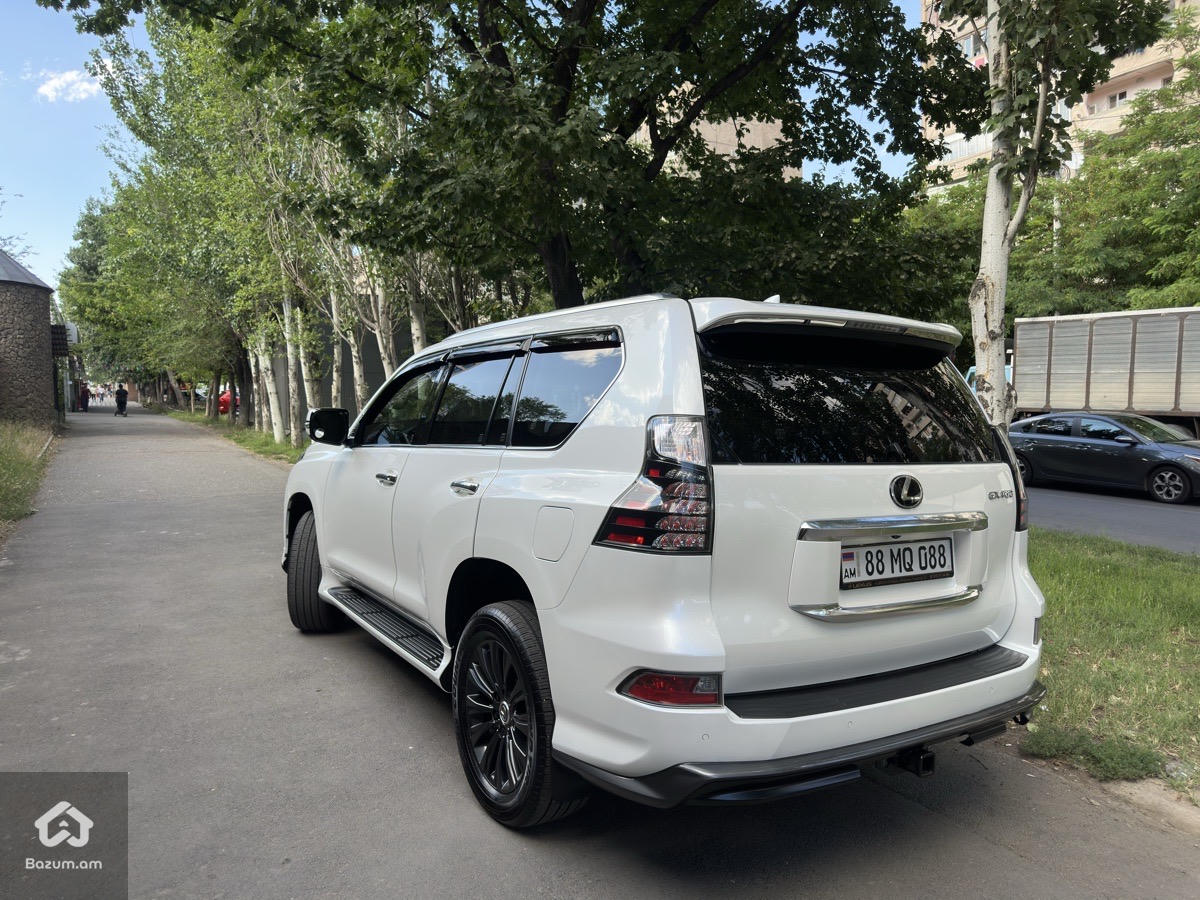 Lexus GX 460 Luxury - image 3
