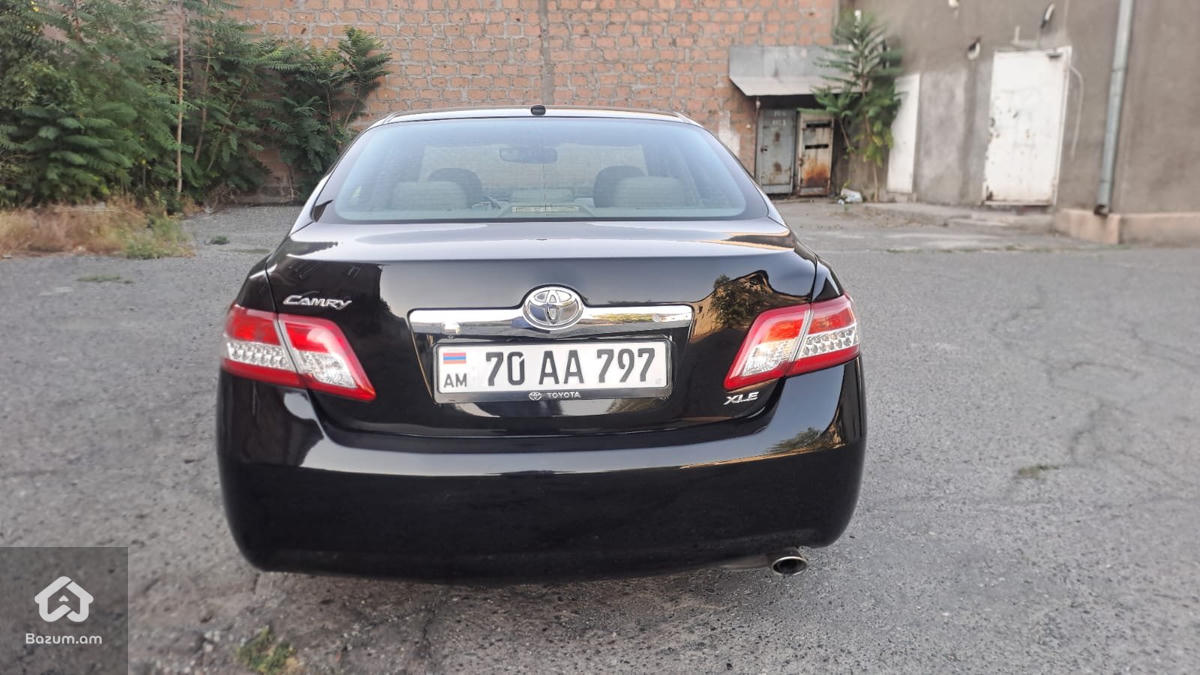 Toyota Camry 2011/9 - image 6