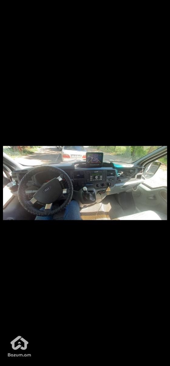 Ford transit - image 4