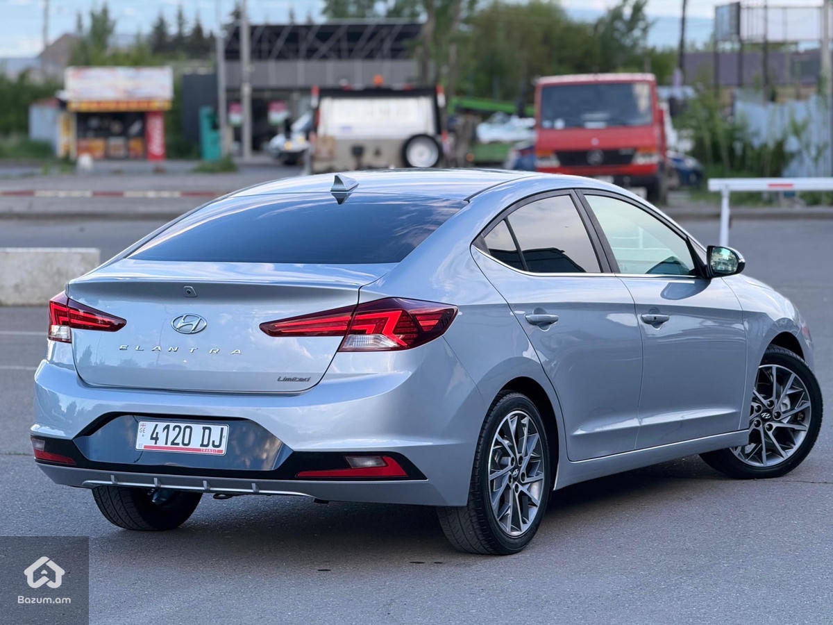 Hyundai  - image 14
