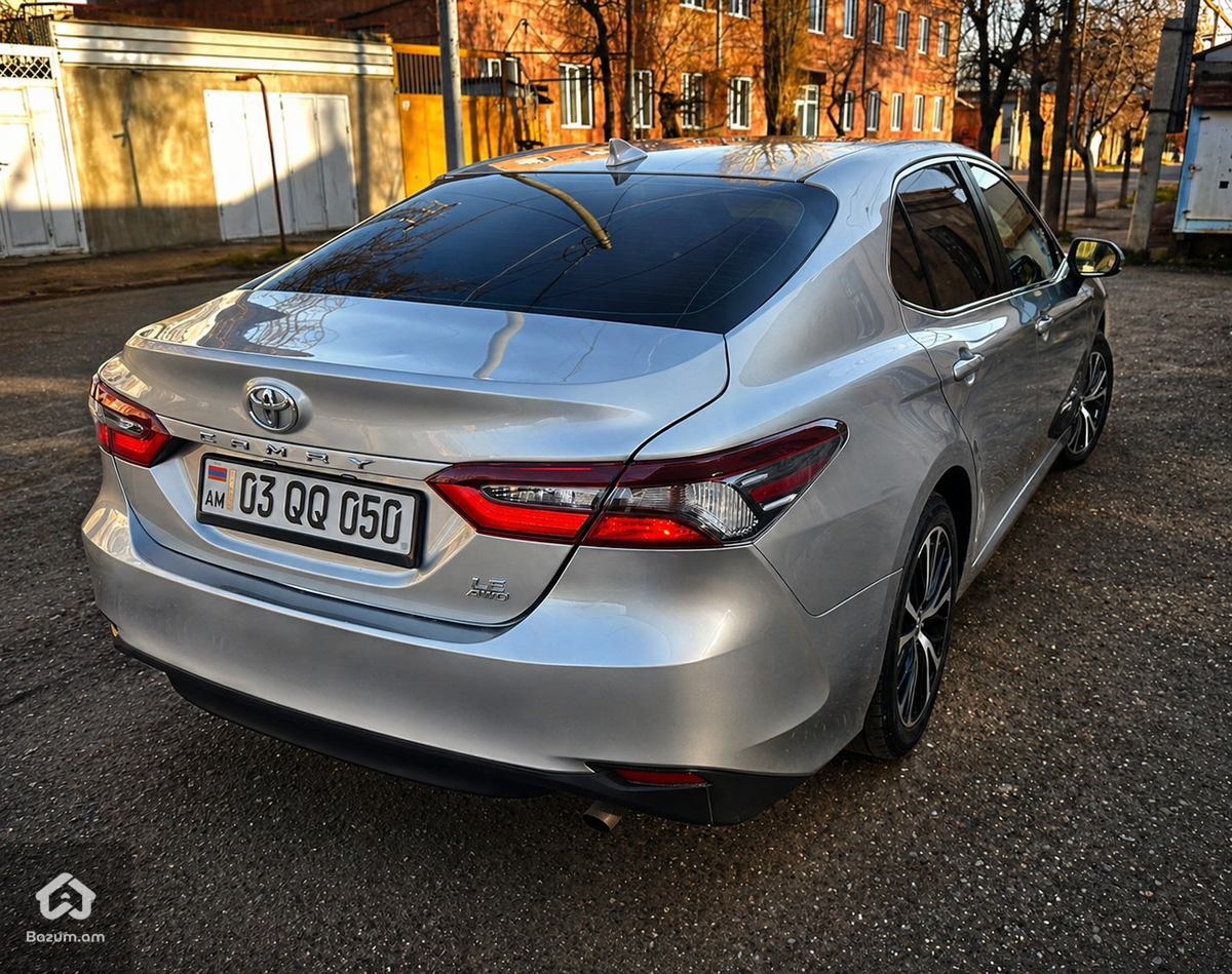 TOYOTA - image 3