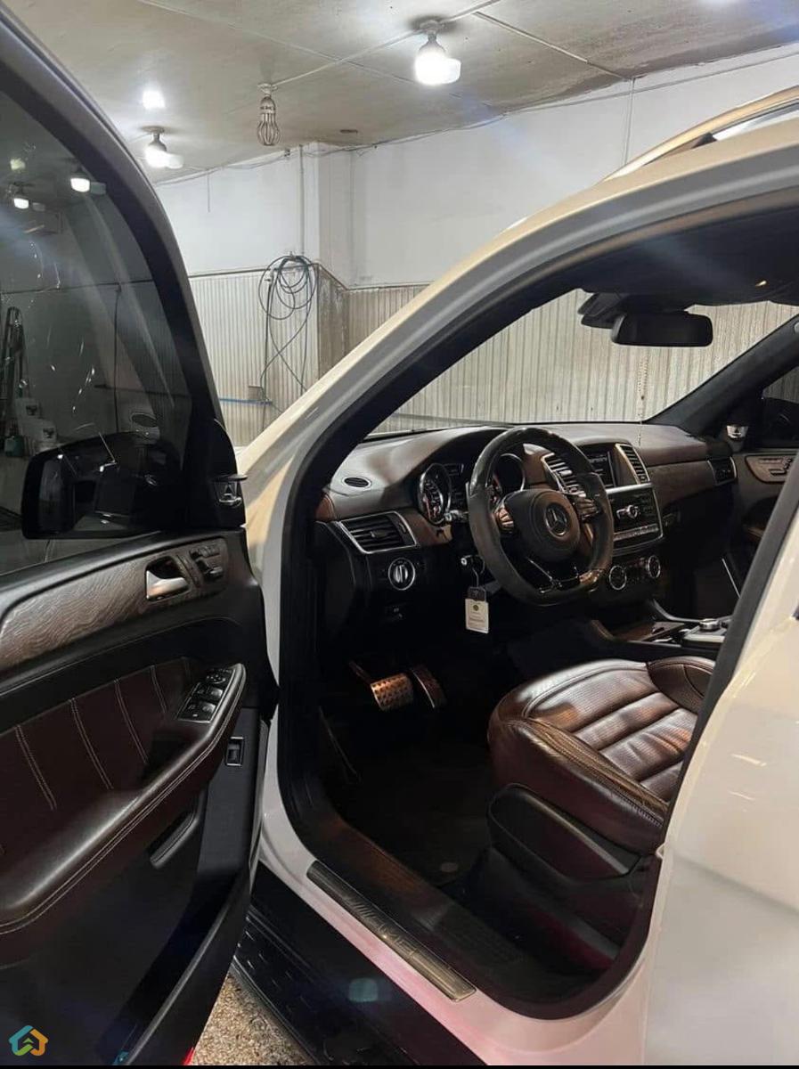 MERCEDES-BENZ ML63 AMG W166 - image 8