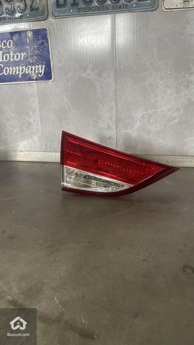 HYUNDAI ELANTRA բերնախցիկի ստոպ  - image 2