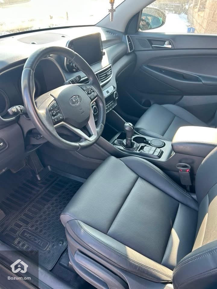 Hyundai tucson - image 9