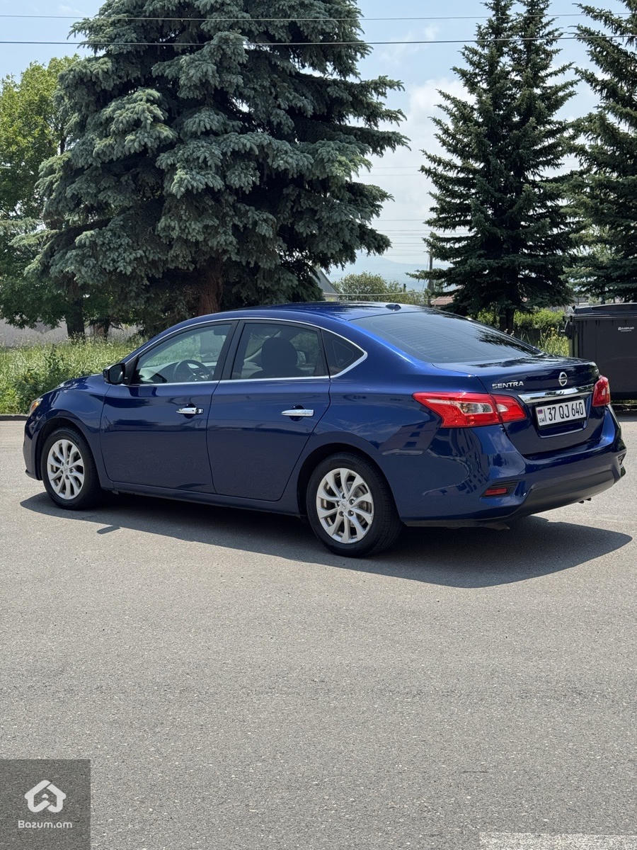 Nissan Sentra SV  - image 11