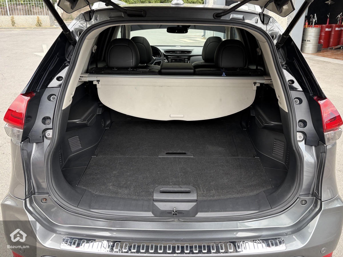 Nissan Rogue SL AWD 2019 - image 12