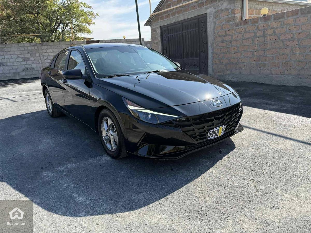HYUNDAI ELANTRA - image 2