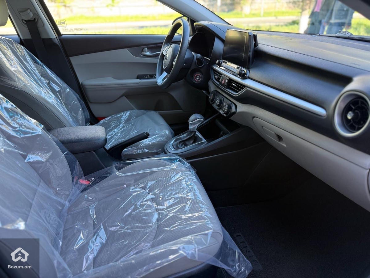 kia forte - image 18