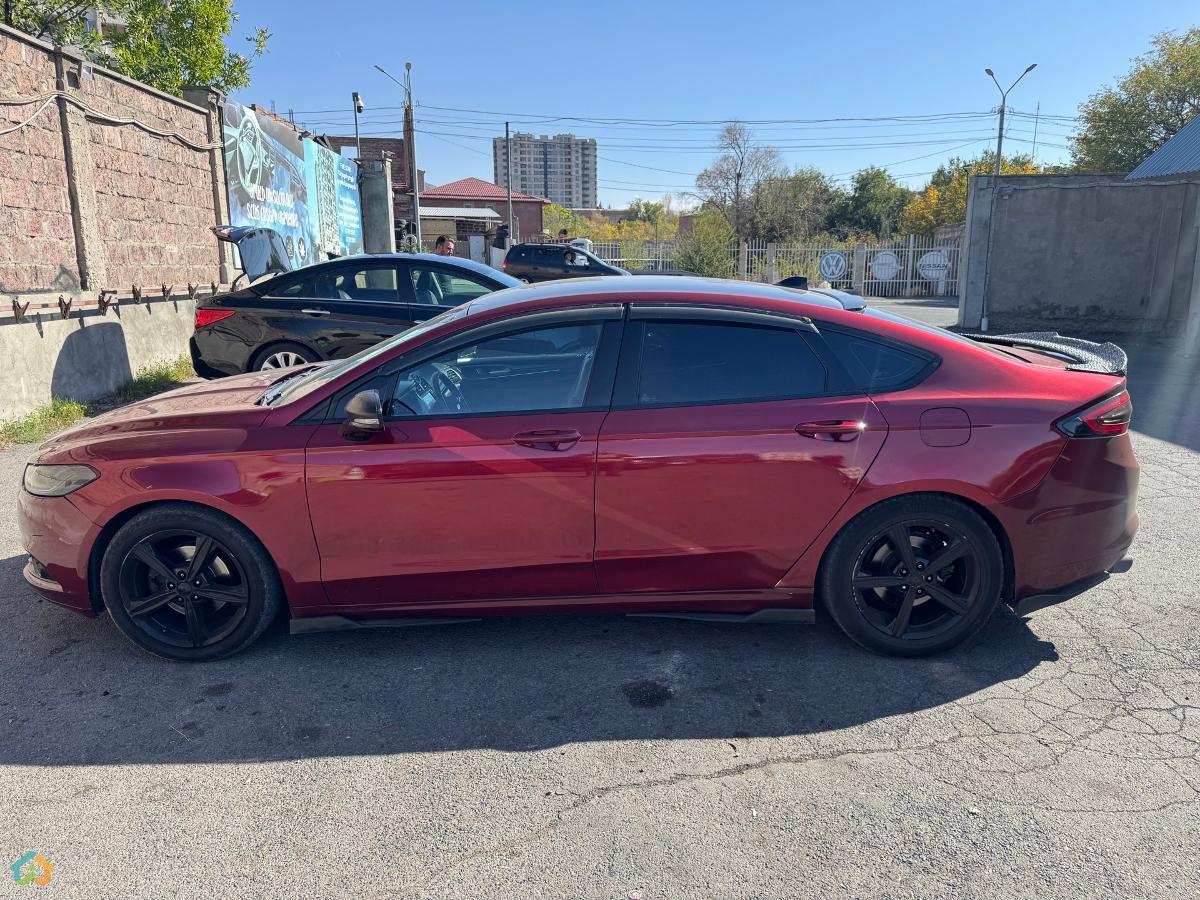 Ford Fusion  - image 2