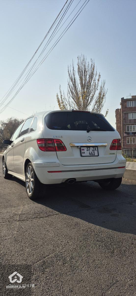 Mercedes-benz B200 - image 4