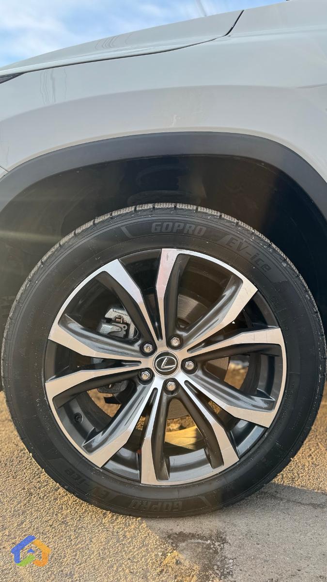 Lexus RX350 restyle - image 9