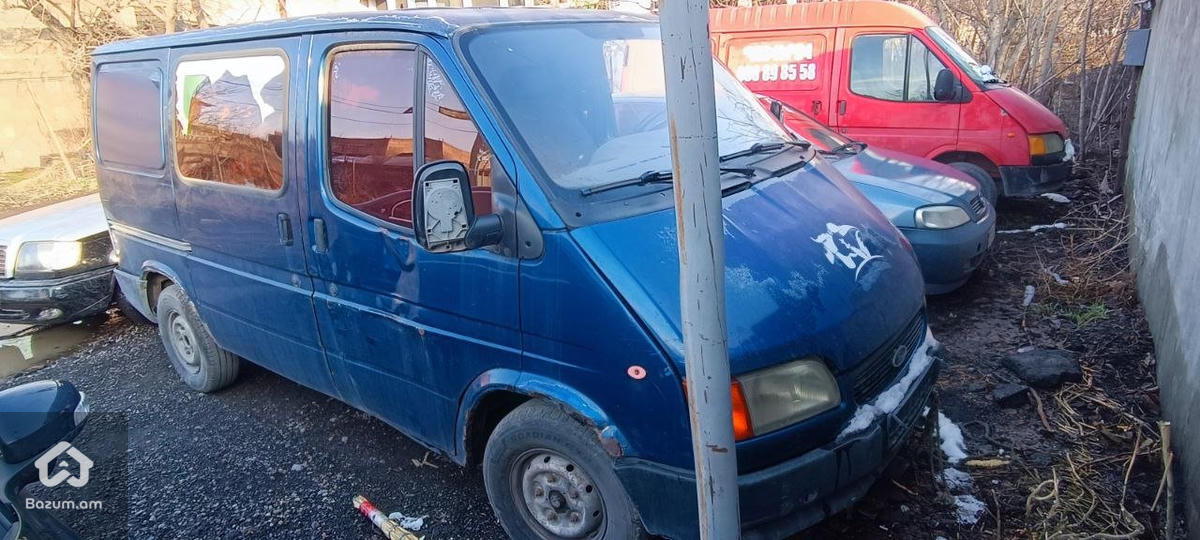 Ford Transit  - image 2