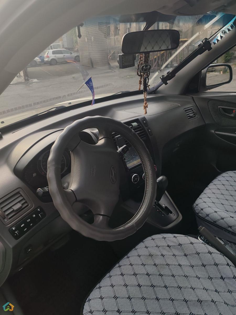 Hyundai Tucson JM - image 15