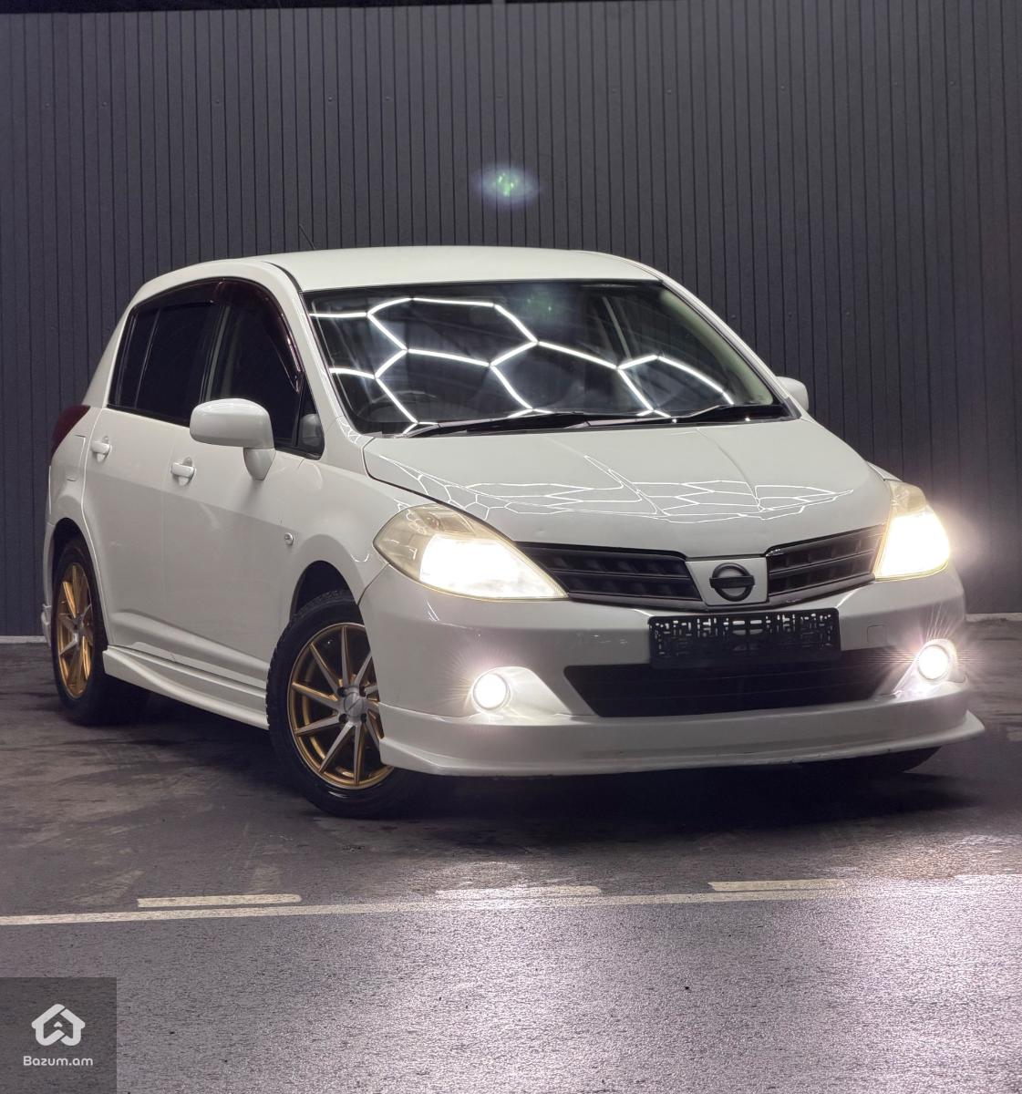 Nissan tiida  - image 3