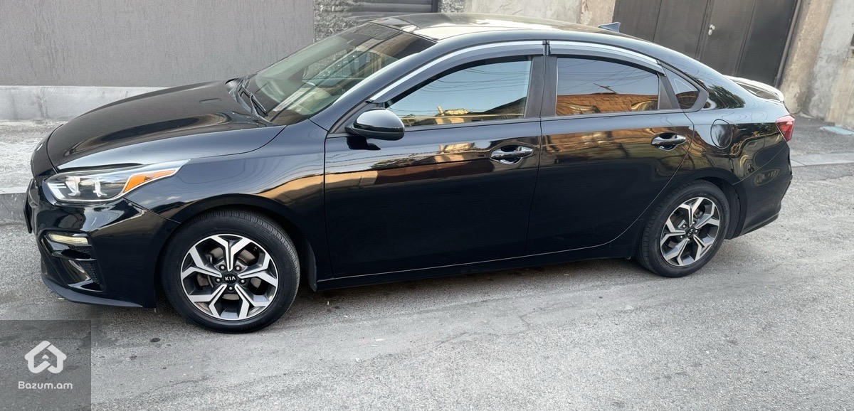 Kia Forte  - image 3