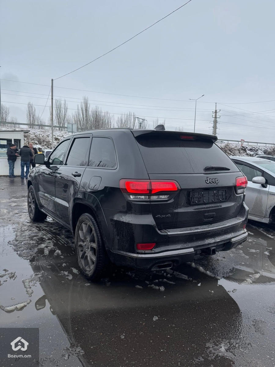 Jeep Grand Cherokee High Altitude - image 19
