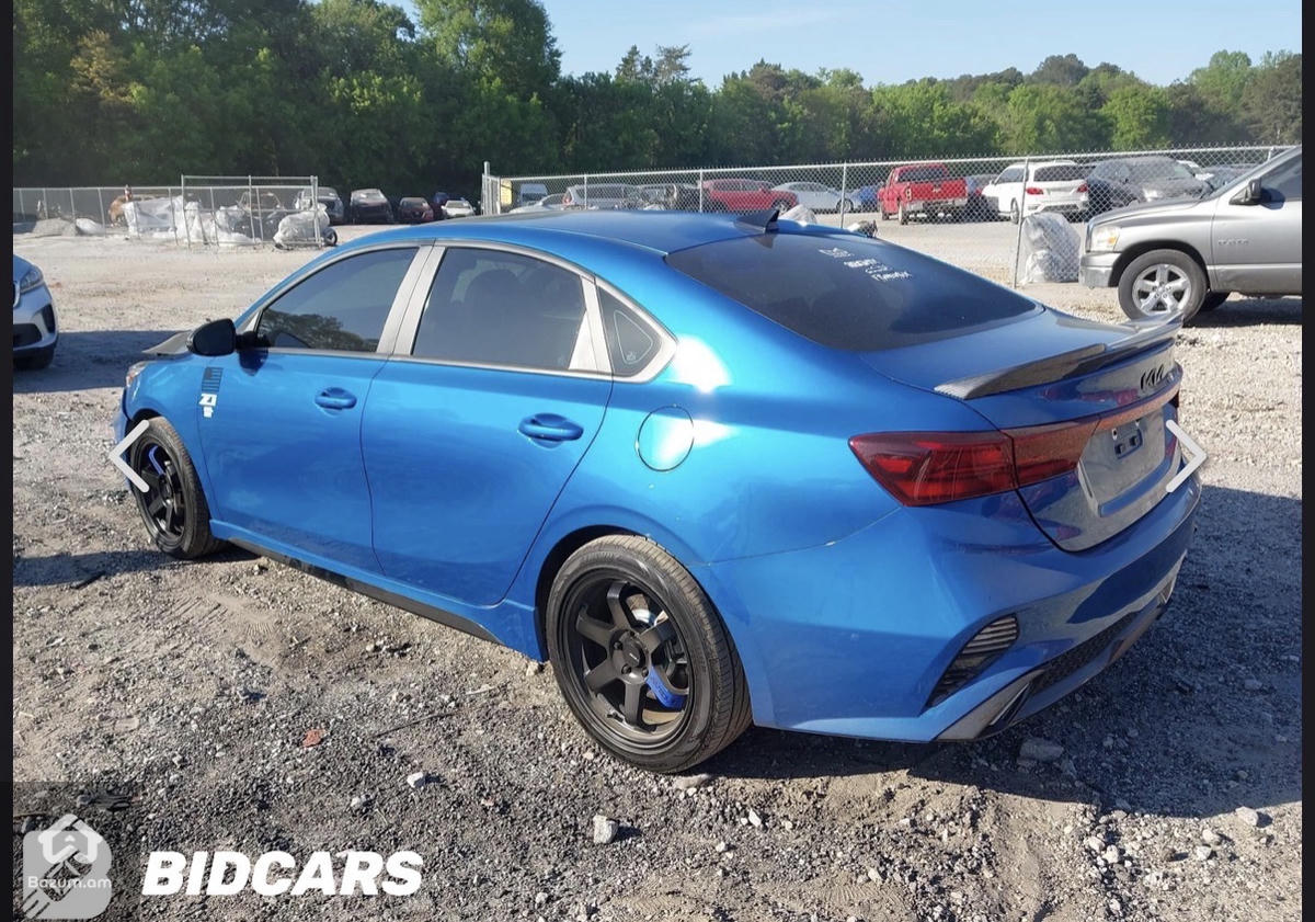KIA FORTE GT LINE - image 3