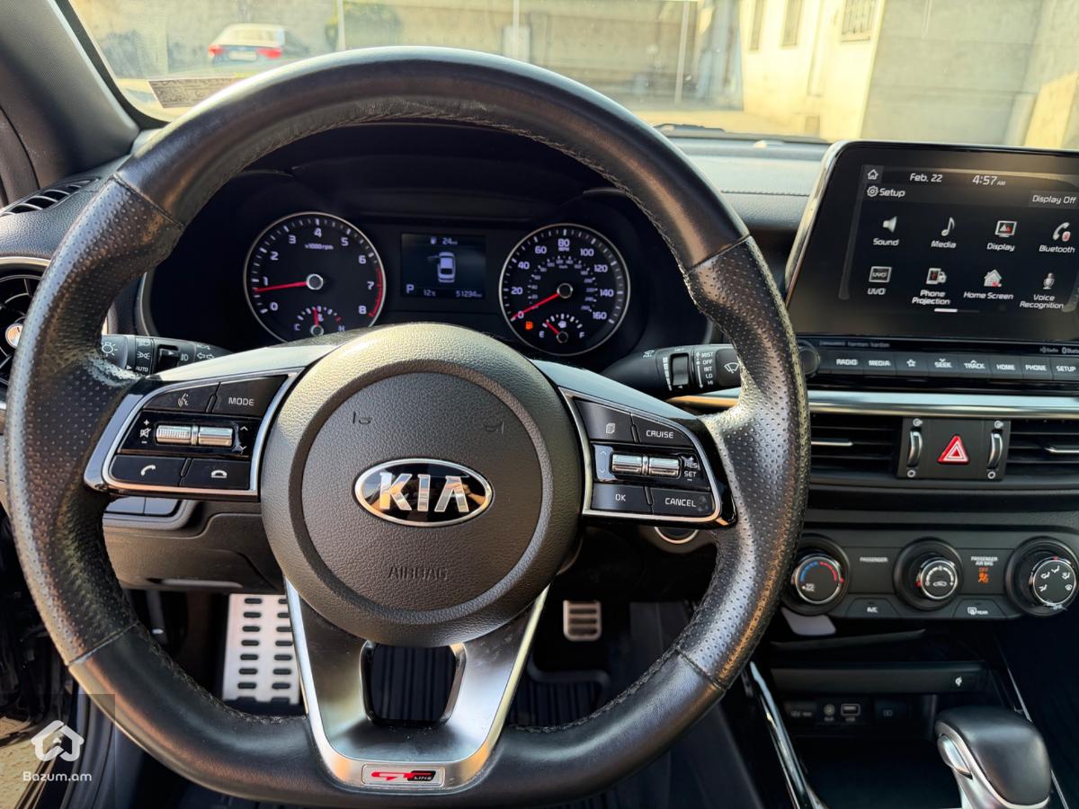 KIA FORTE GT-LINE  - image 7