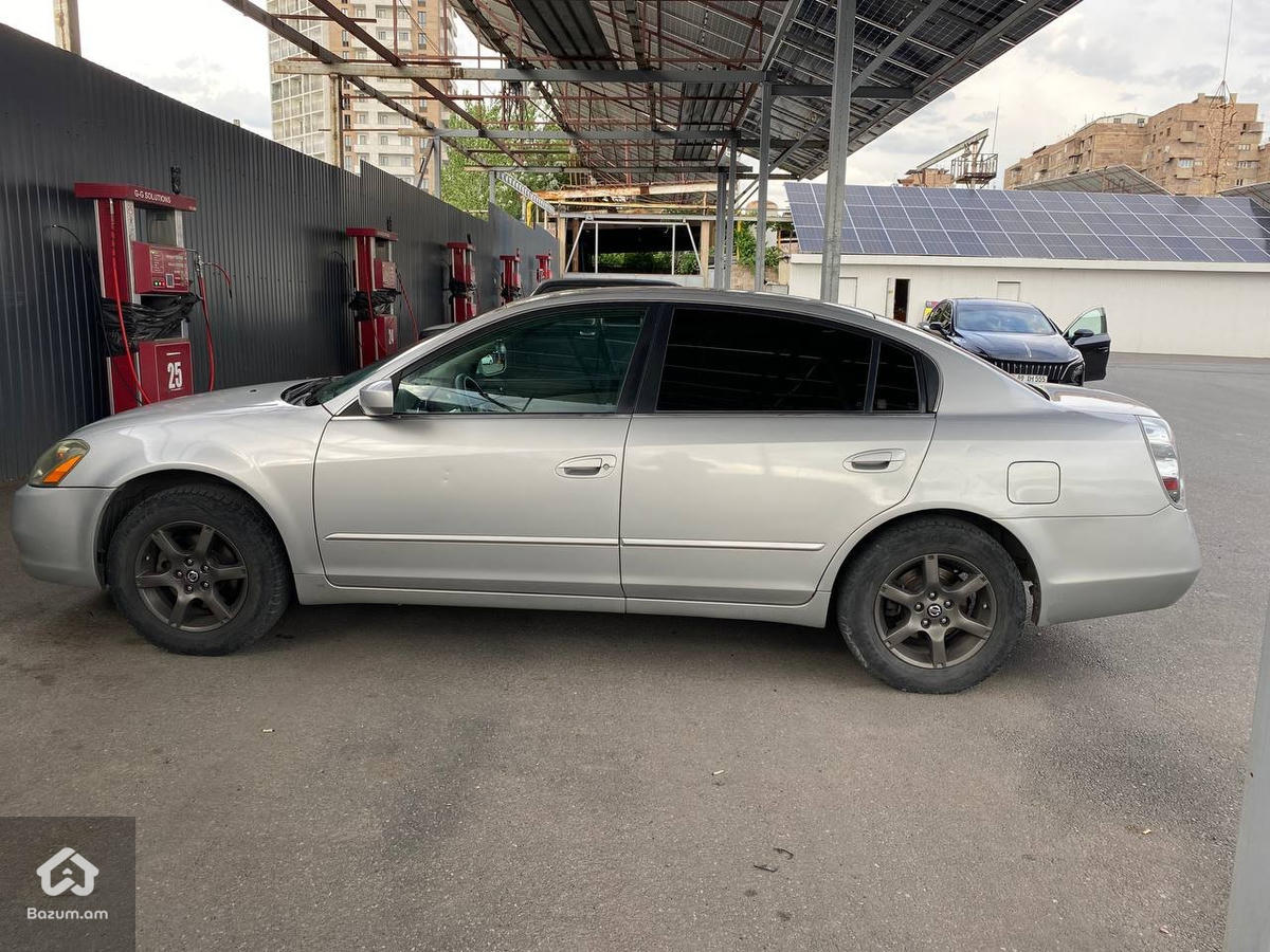 Nissan altima  - image 4