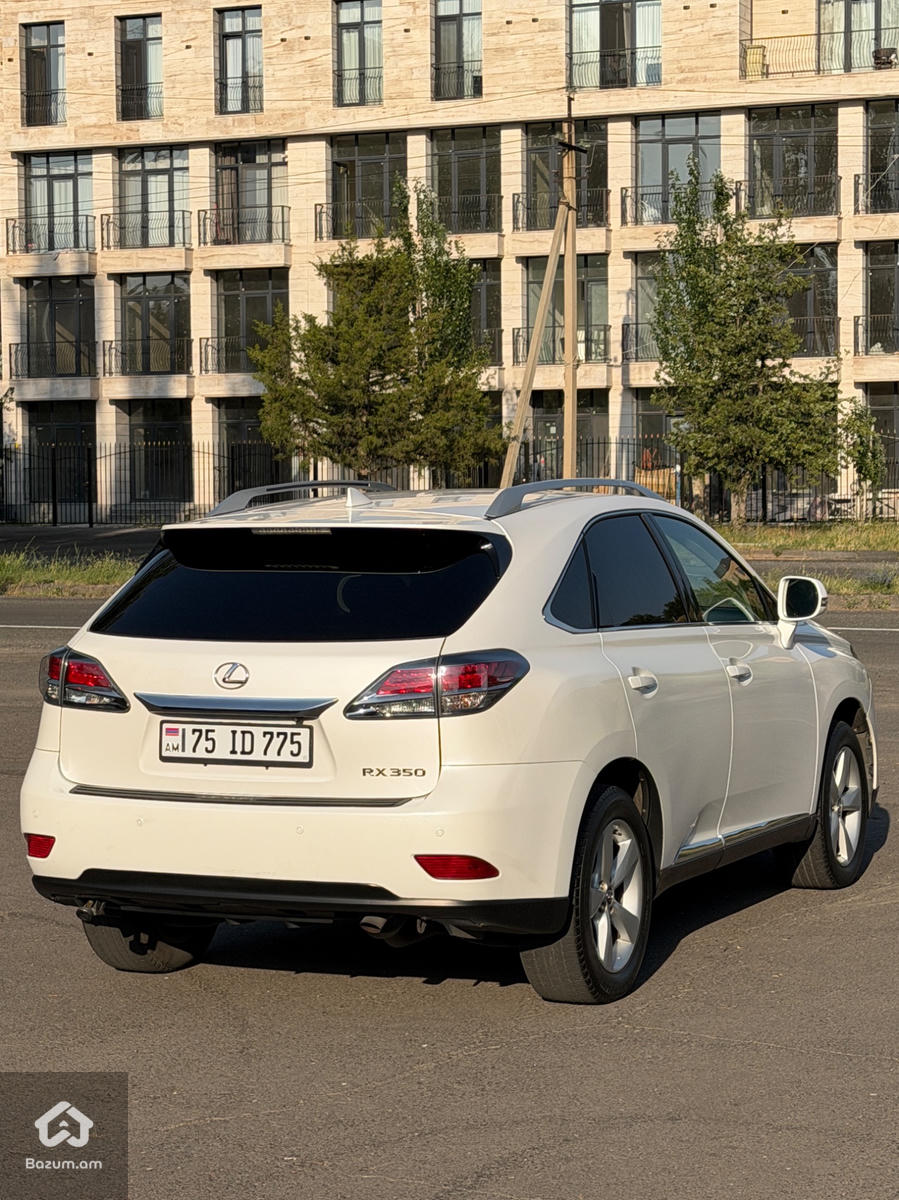 LEXUS RX350  - image 4